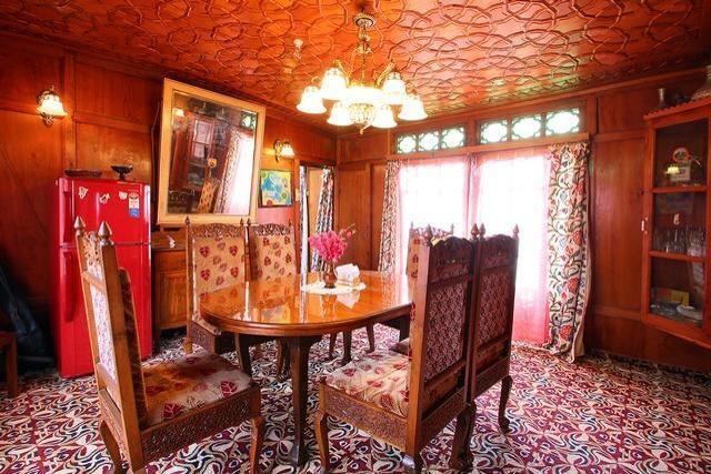 Houseboat Lily Of Nageen Srīnagar Extérieur photo