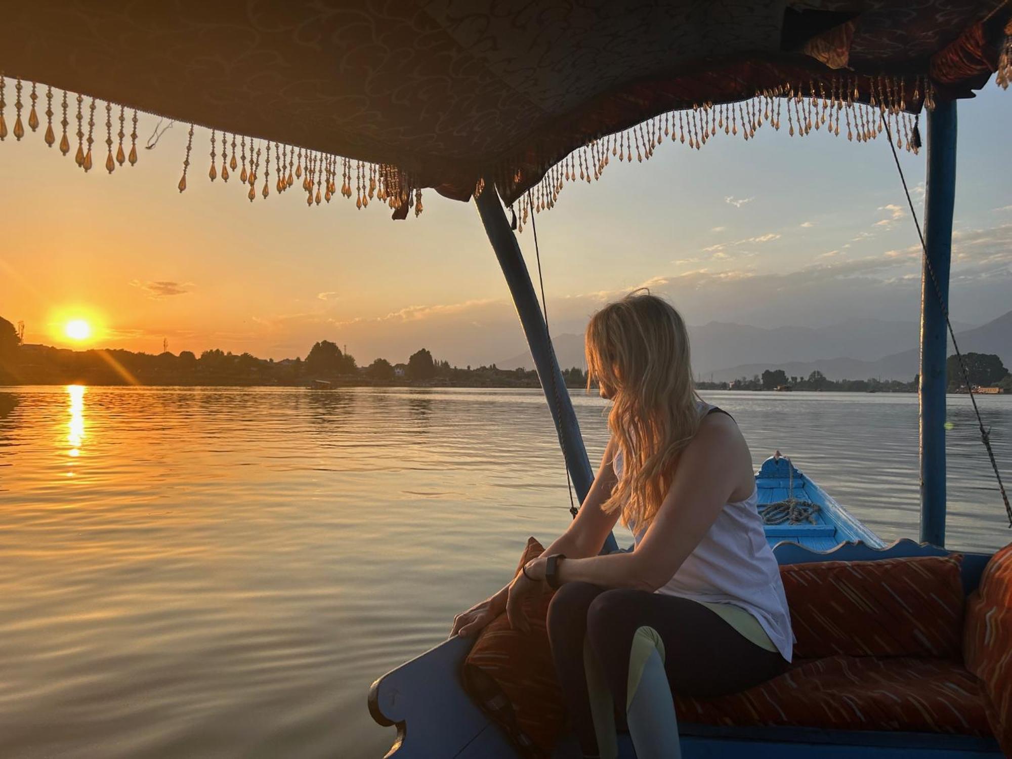 Houseboat Lily Of Nageen Srīnagar Extérieur photo