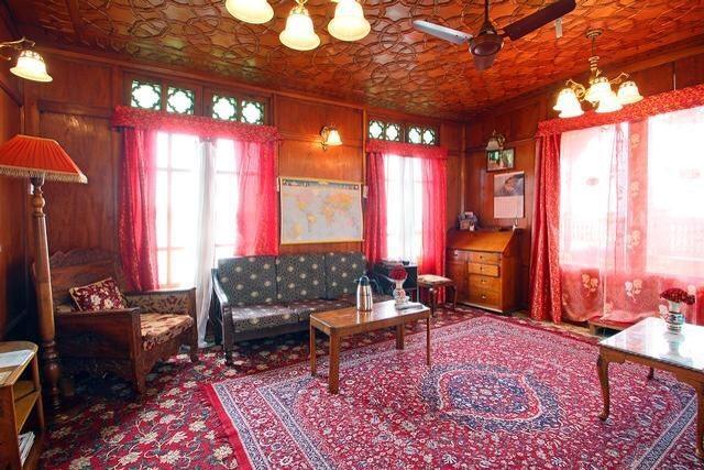 Houseboat Lily Of Nageen Srīnagar Extérieur photo