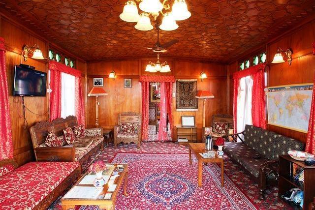 Houseboat Lily Of Nageen Srīnagar Extérieur photo