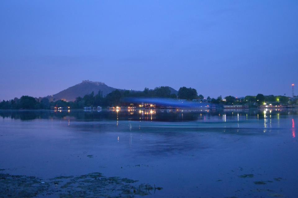 Houseboat Lily Of Nageen Srīnagar Extérieur photo